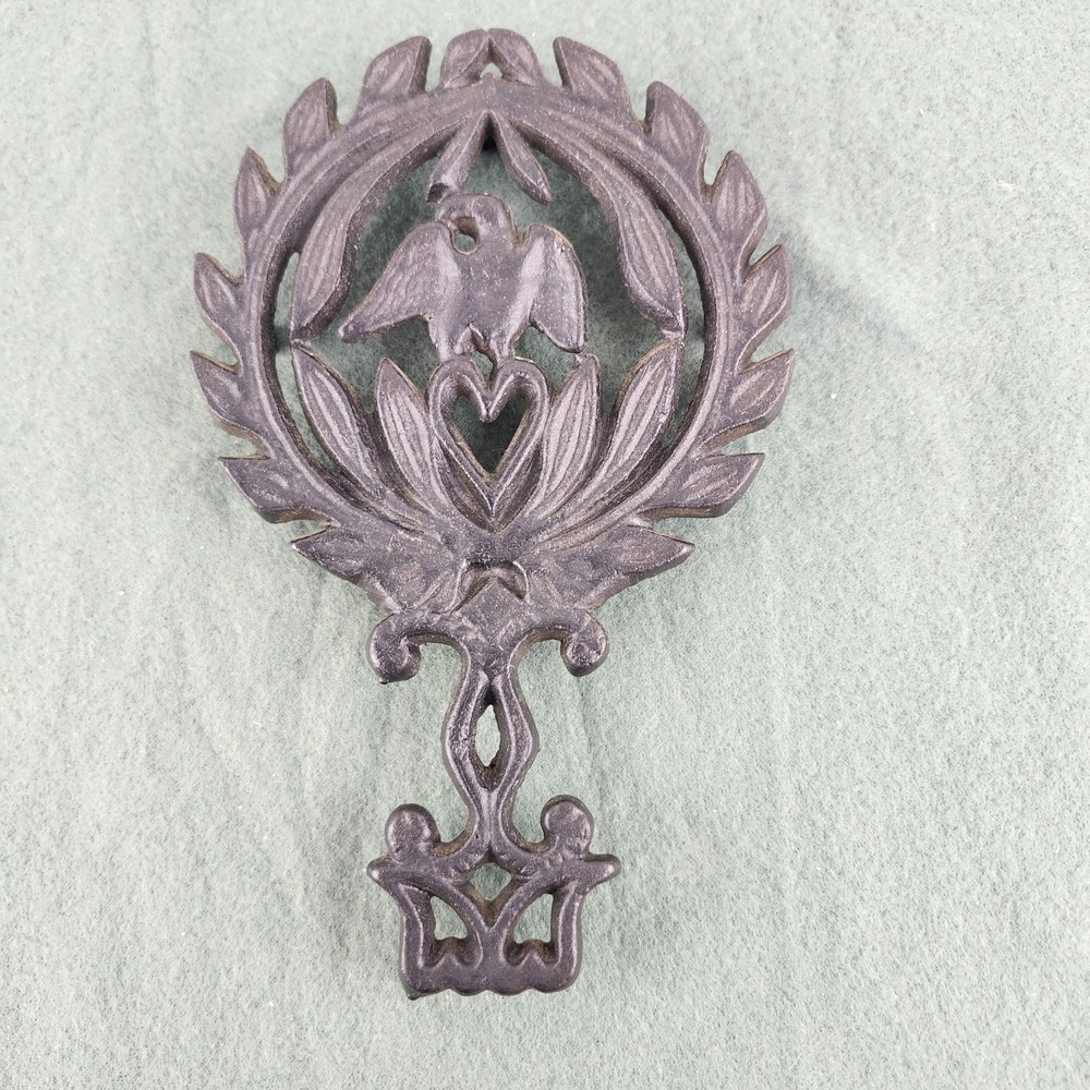 Vintage‎ Griswold Cast Iron #542 Eagle Trivet